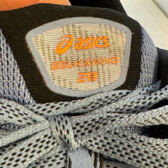 ASICS Kayano 28 - Picture 3 of 5